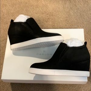 New w box Caslon black wedge sneaker 6.5